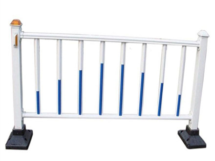 交通设施厂家浅谈我国交通设施的发展模式